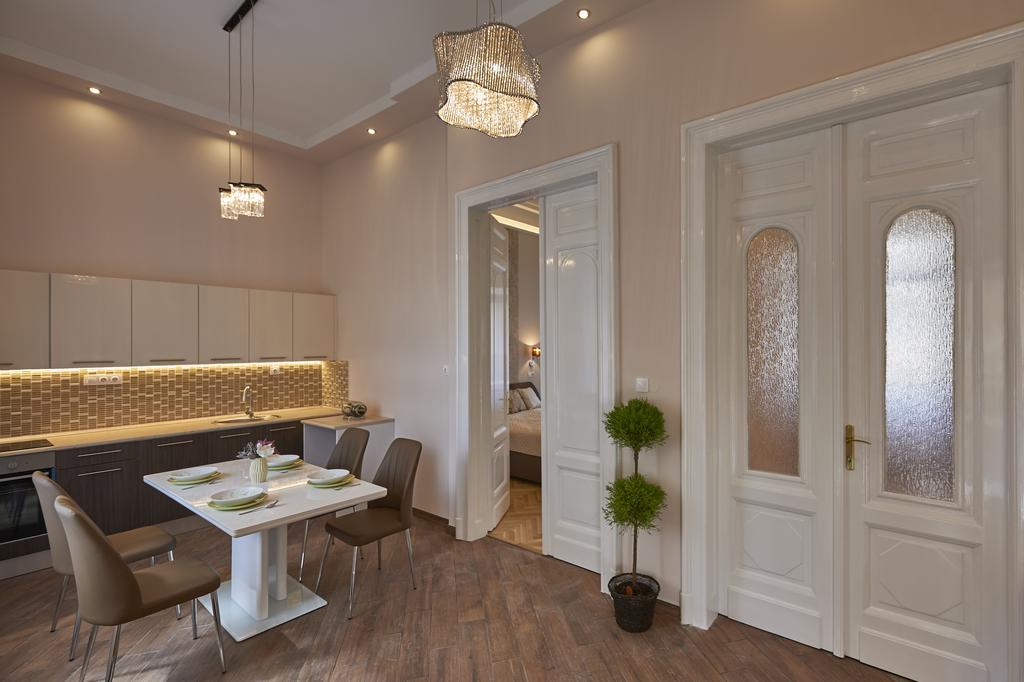 Falk Miksa Apartment Будапеща Екстериор снимка